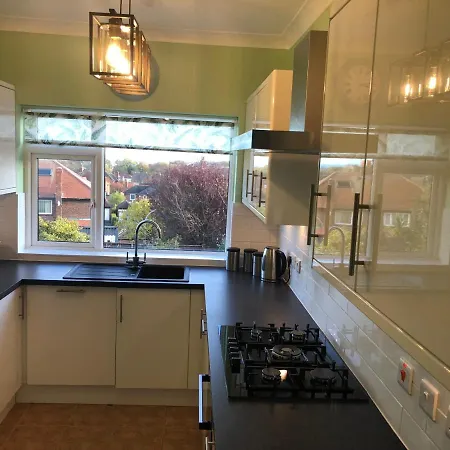 Ryndle House * Scarborough